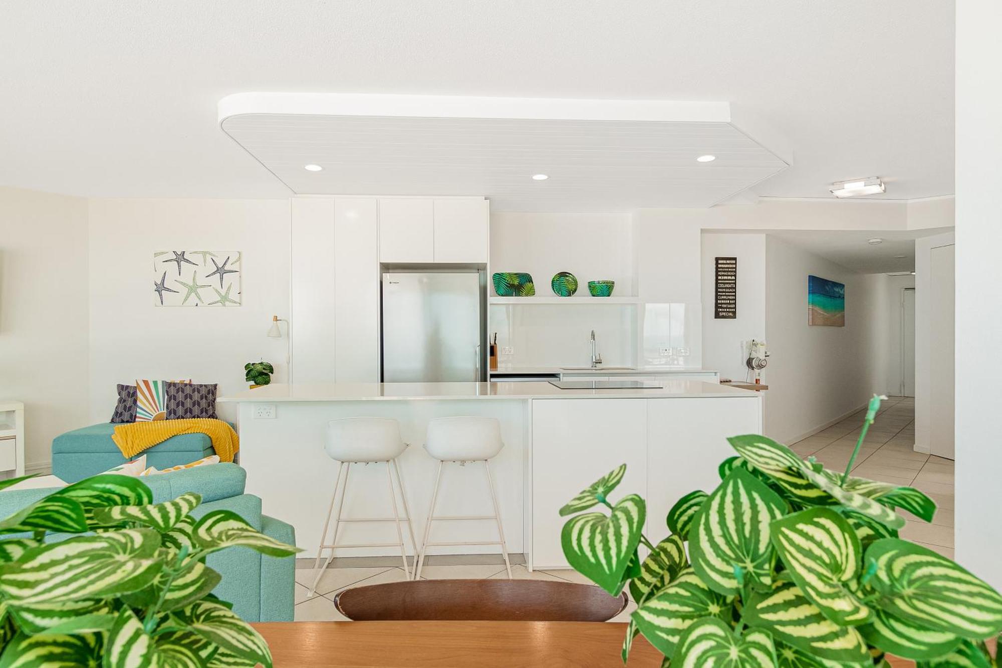 Oceanside Resort - Absolute Beachfront Apartments Gold Coast Esterno foto