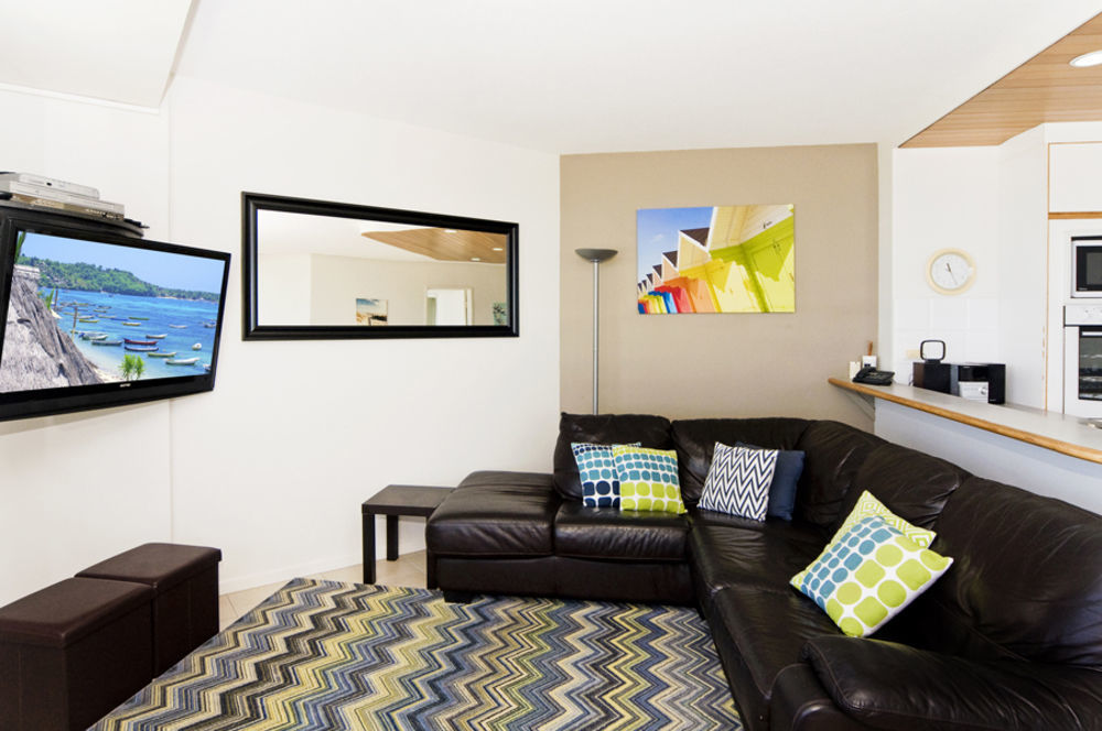 Oceanside Resort - Absolute Beachfront Apartments Gold Coast Esterno foto
